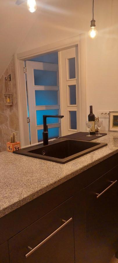 House 11 Lägenhet Nikšić Exteriör bild