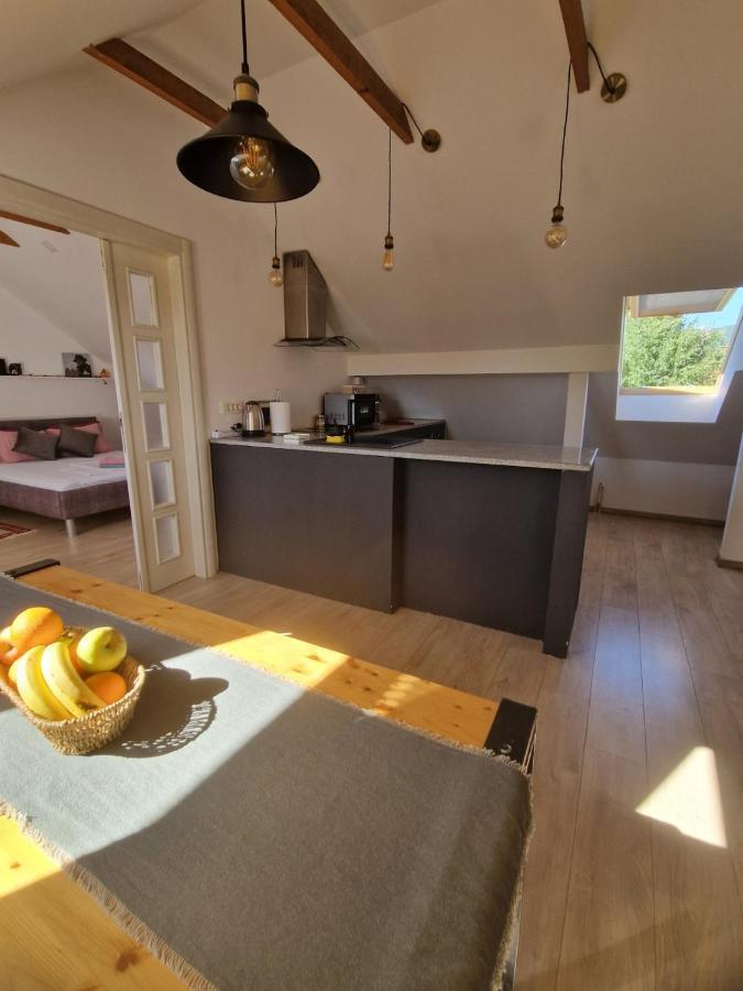 House 11 Lägenhet Nikšić Exteriör bild